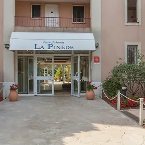 Pierre & La Pinede Aparthotel
