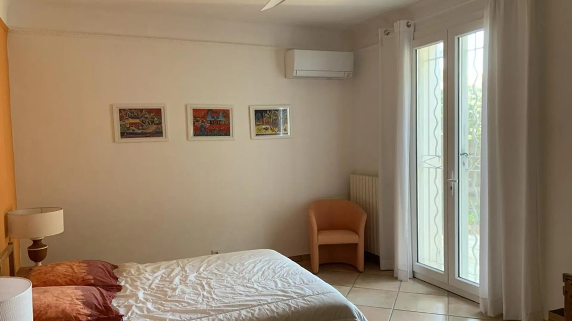 Villa A Hyeres Avec Piscine, Climatisation Et Wi-Fi, A 5 Min De La Plage - Fr-1-335-169